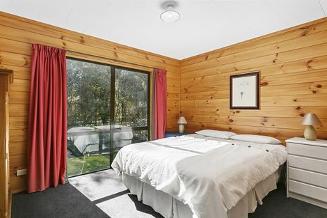 Photo of property in 6 Kaiuru Avenue, Pukawa Bay, Turangi, 3381