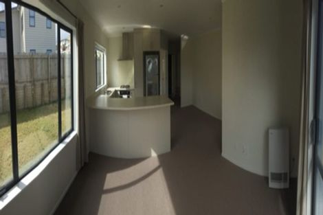 Photo of property in 20 Havana Rise, Grenada Village, Wellington, 6037