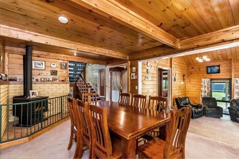 Photo of property in 850 Tukairangi Road, Acacia Bay, Taupo, 3385