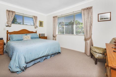 Photo of property in 10a Gills Avenue, Papakura, 2110