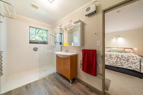 Photo of property in 119 Paekakariki Hill Road, Pauatahanui, Porirua, 5381