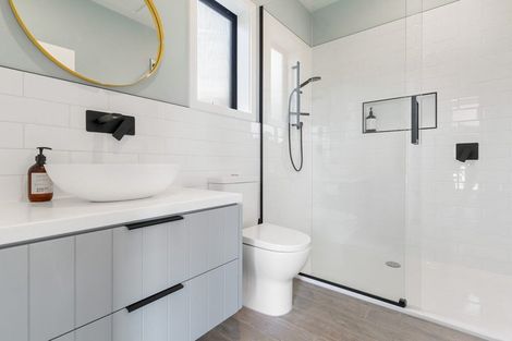 Photo of property in 7 Fairway Drive, Martinborough, 5711