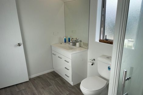 Photo of property in 992a Tremaine Avenue, Roslyn, Palmerston North, 4414