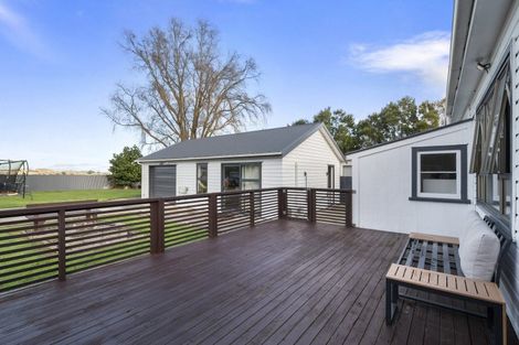 Photo of property in 29 Tokomaru Road, Tokomaru, Palmerston North, 4474