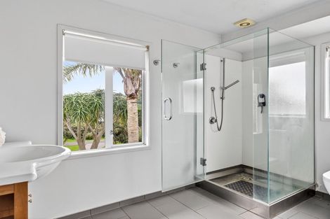 Photo of property in 11 Douglas Street, Okitu, Gisborne, 4010