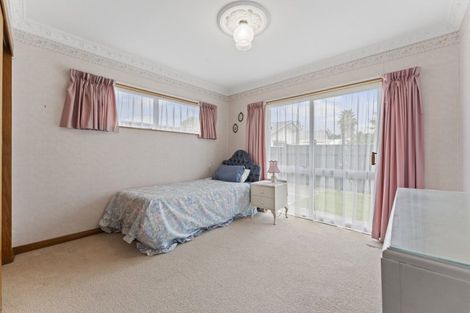 Photo of property in 48 Terry Crescent, Milson, Palmerston North, 4414