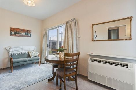 Photo of property in 2/32 Lake Terrace Road, Burwood, Christchurch, 8083