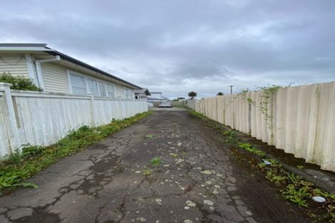 Photo of property in 110a Manuroa Road, Takanini, 2112