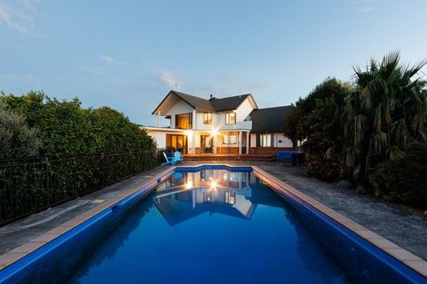 Photo of property in 80 Ngahere Park Road, Turitea, Palmerston North, 4472