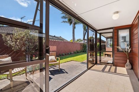 Photo of property in 26 Settlers Grove, Orewa, 0931