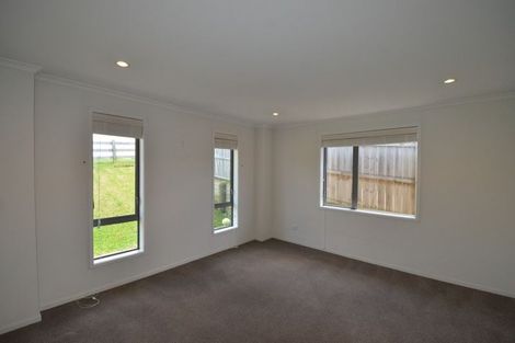 Photo of property in 56 Helenslee Road, Pokeno, 2402