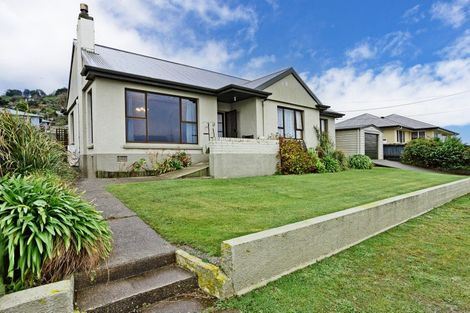 Photo of property in 180 Marine Parade, Bluff, 9814