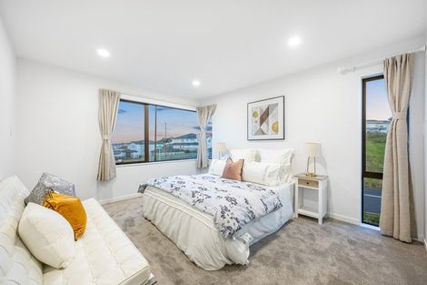 Photo of property in 2 James Mcleod Way, Silverdale, 0932