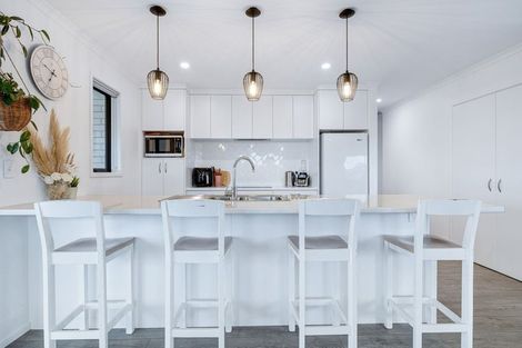 Photo of property in 19 Skiffington Road, Pokeno, 2402