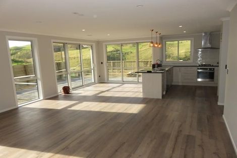 Photo of property in 102 Melksham Drive, Churton Park, Wellington, 6037