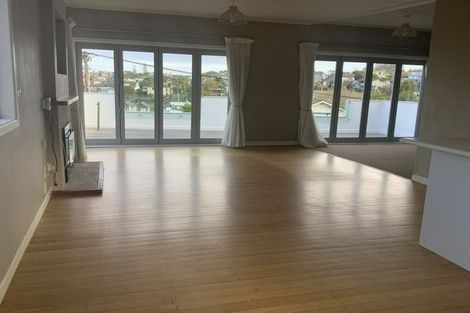 Photo of property in 2/21 Hythe Terrace, Mairangi Bay, Auckland, 0630