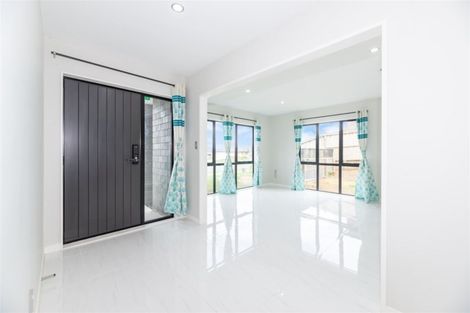 Photo of property in 42 Westmuir Crescent, Pokeno, 2402