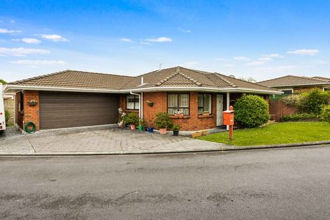 Photo of property in 3 Bosnyak Drive, Te Atatu South, Auckland, 0610