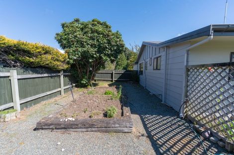 Photo of property in 39 Home Street, Manapouri, 9679