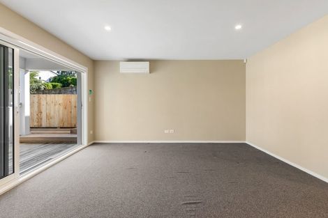 Photo of property in 229b Sunset Road, Sunnynook, Auckland, 0632