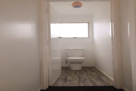 Photo of property in 10 Tainui Street, Castlecliff, Whanganui, 4501