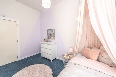 Photo of property in 11 Sarjeant Street, Gonville, Whanganui, 4500