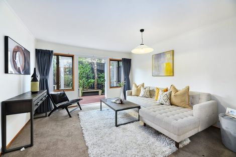 Photo of property in 5 Palmyra Way, Half Moon Bay, Auckland, 2012
