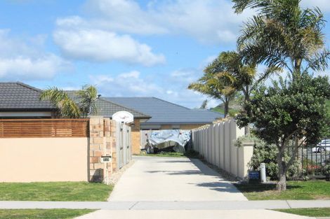 Photo of property in 648 Grenada Street, Papamoa Beach, Papamoa, 3118