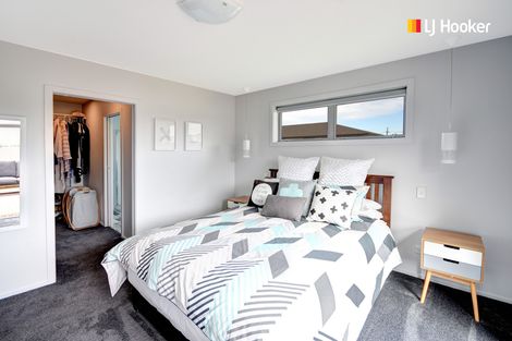 Photo of property in 8 Roblyn Place, Mosgiel, 9024