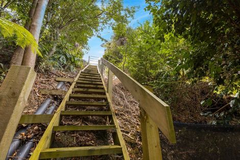 Photo of property in 24b Tindalls Bay Road, Manly, Whangaparaoa, 0930