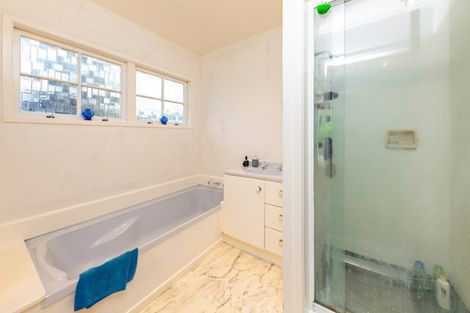 Photo of property in 58 Moncrieff Avenue, Clendon Park, Auckland, 2103