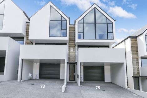 Photo of property in 73 Melbourne Road, Island Bay, Wellington, 6023