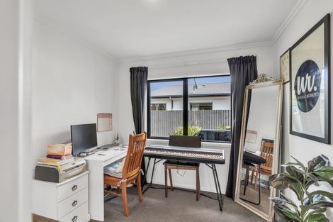 Photo of property in 3 Hineaari Street, Marshland, Christchurch, 8083