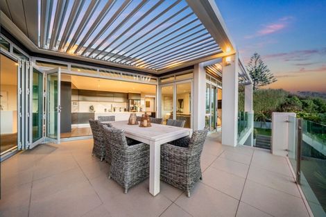 Photo of property in 32 Roys Road, Plimmerton, Porirua, 5026