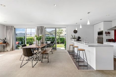 Photo of property in 11 Mystery Grove, Lake Hayes, Queenstown, 9304