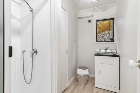 Photo of property in 52b Aroha Avenue, Sandringham, Auckland, 1025