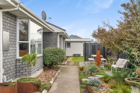 Photo of property in 2/123 Gilberthorpes Road, Hei Hei, Christchurch, 8042