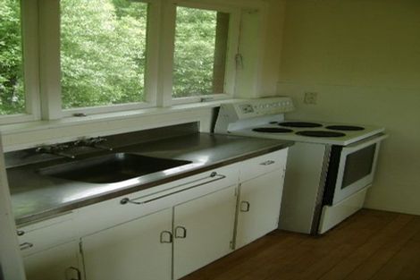 Photo of property in 79 Royal View Road, Te Atatu South, Auckland, 0610