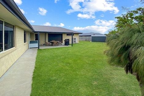 Photo of property in 2 Binyon Place, Rolleston, 7614