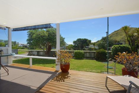 Photo of property in 131 Fortescue Street, Mahia, Nuhaka, 4198