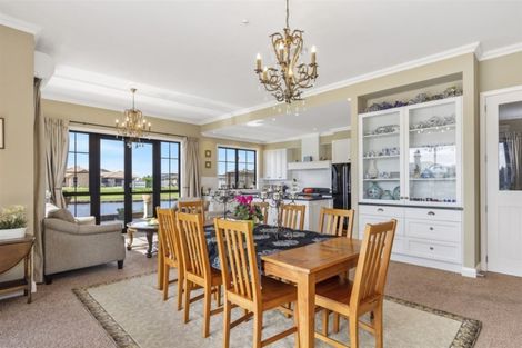 Photo of property in 166 Oriental Parade, Papamoa Beach, Papamoa, 3118