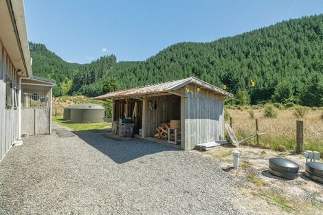 Photo of property in 1150 Otaki Gorge Road, Hautere, Otaki, 5582