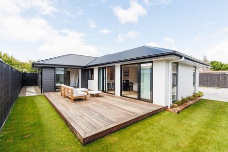 Photo of property in 4a Bristol Crescent, Roslyn, Palmerston North, 4414