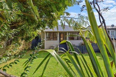 Photo of property in 18 Gilchrist Street, Te Aroha, 3320
