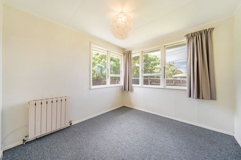 Photo of property in 2 Mary Crescent, Elderslea, Upper Hutt, 5018