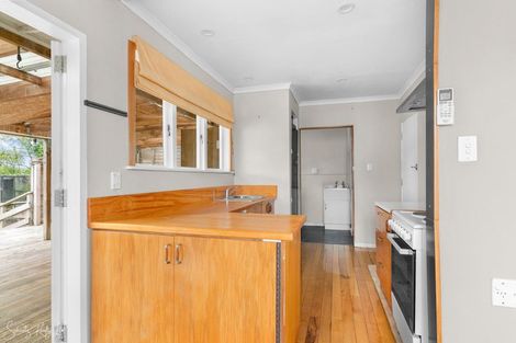 Photo of property in 2081 Paparoa Valley Road, Paparoa, 0571