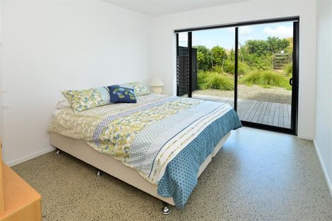 Photo of property in 42 Mangatawhiri Road, Omaha, 0986