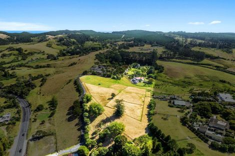 Photo of property in 1539 State Highway 16, Helensville, 0875
