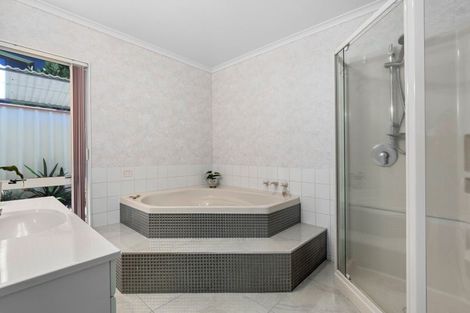 Photo of property in 5 Norfolk Way, Welcome Bay, Tauranga, 3112