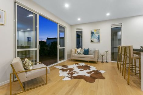 Photo of property in 47 Te Oneroa Way, Long Bay, Auckland, 0630